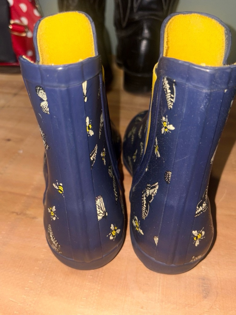 London Fog Navy Butterflies & Bees Rain Boots - Picture 4 of 6